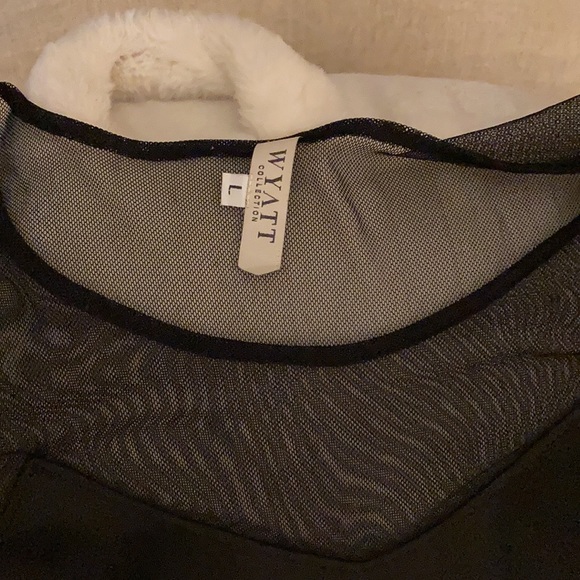 Dress - Picture 4 of 4